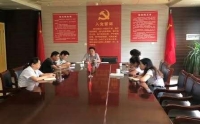 市二院召開中心組擴大會， 開展“講嚴立”專題學(xué)習(xí)