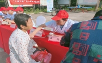 我院開展“不忘初心、牢記使命”志愿者義診活動