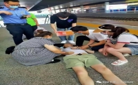 醫(yī)者仁心！市二院醫(yī)生高鐵站緊急救治一名低血糖休克患者