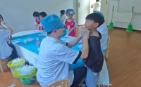 牙齒保衛(wèi)戰(zhàn)，從“涂氟”開始—— 我院開展二次口腔局部涂氟活動